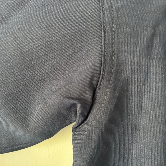 Club Monaco NWT navy 3/4 sleeve loose fit funnel neck top wool blend size S - Picture 4 of 13